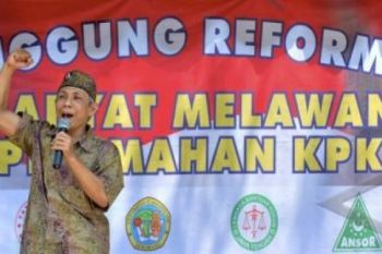 MELAWAN PELEMAHAN KPK