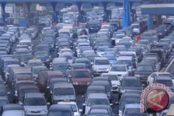 Pakar : Indonesia Tidak Perlu Program Mobil 