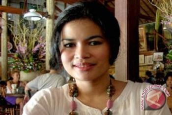 Puti Guntur Soekarno ajak masyarakat mencintai batik 