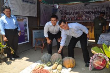 Lumentut-Mangindaan hadiri ibadah HUT GMIM 