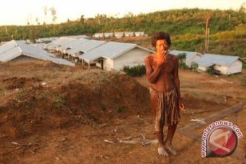 Komunitas adat tertinggal dapat bantuan rumah