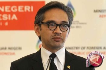 Menlu RI Serahkan Komitmen Bantuan Kepada Myanmar