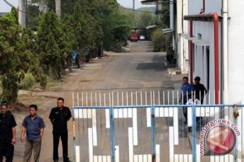   Sembilan Buruh Syok Dan Takut