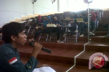 "PILAR" FEB Unila Gelar Pembekalan Pengenalan Pers