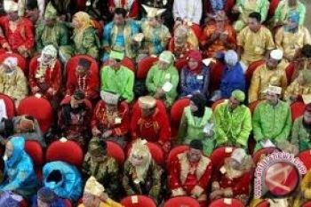 Bupati Sleman "ngunduh mantu" 30 pasang pengantin 
