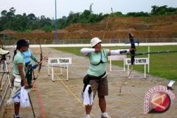 190 atlet berlaga di kejuaraan panahan "Surabaya Open"