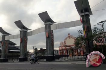 Dekranasda Yogyakarta minta Xt-Square tingkatkan promosi