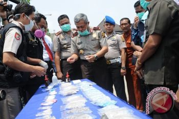 1.600 warga pecandu narkoba