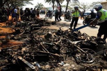 PEMBAKARAN PULUHAN MOTOR
