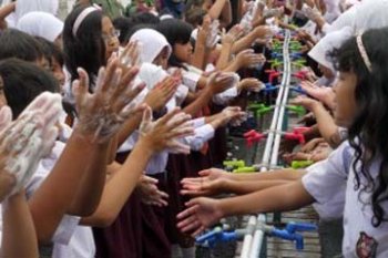 HARI CUCI TANGAN