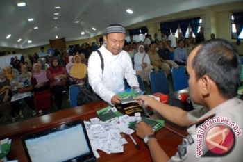 Jamaah Dipungut Uang Hampir Setiap Perjalanan Bus