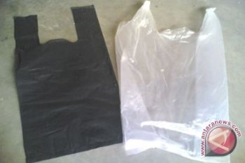 Pemerintah perlu mengeluarkan regulasi larang produk plastik