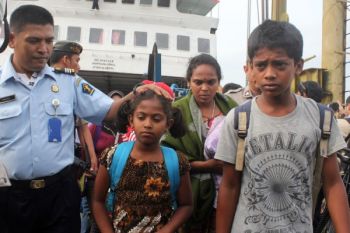 45 Lagi Imigran Srilanka Dibawa ke Rudenim Pekanbaru