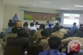 Wabup Kolaka Buka Rapat Forum Bersama APIP