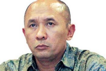 Teten Hanya Tertarik Berpasangan dengan Rieke
