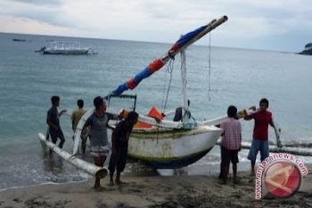 Nelayan Gunung Kidul tolak bantuan kapal KKP
