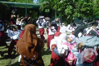 BPBD gelar simulasi gempa di SDN Trisik
