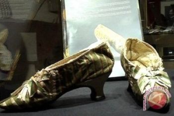 Sepatu Marie Antoinette Terjual 50 Ribu Euro