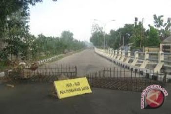 Tiga proyek optimistis selesai sebelum akhir 2012 