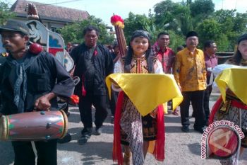 Calon wakil wali kota serahkan "semar" ke Golkar