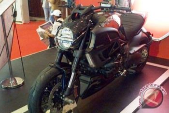 Ducati hadirkan motor super tipe Diavel Cromo