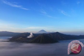 Gempa Tremor di Gunung Bromo, Status Waspada 