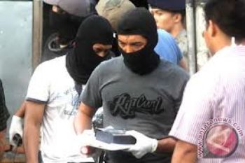 Inafis Mabes Polri Olah TKP Terduga Teroris