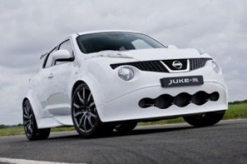 Nissan Juke-R Tenaga GT-R