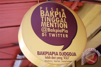 Pemanfaatan akun twitter