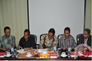 PENANDATANGAN KUA DAN PAS 2013