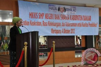 HALAL BIHALAL MKKS