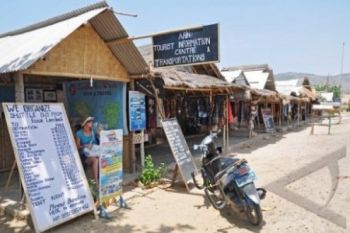 ANGKA KUNJUNGAN WISATAWAN