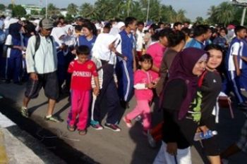 Jalan Santai Pemuda/Foto Rusdianto