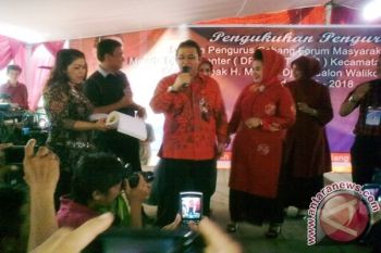 Wali Kota Hibur Warga 