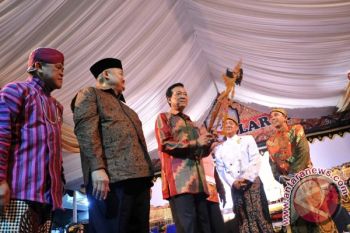 Pagelaran Wayang Kulit