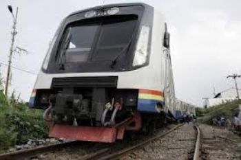KA Argo Bromo Anjlok di Brebes
