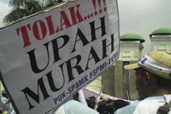Buruh di Kudus Tolak UMK Rp990 Ribu