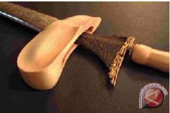 Keris dan tombak Sunan Kudus dijamas 