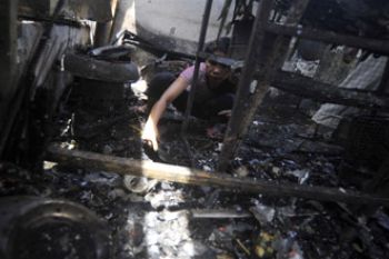 WARUNG TERBAKAR