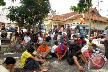 Wapres: Segera Rehabilitasi Rumah Rusak Akibat Bentrokan di Lampung