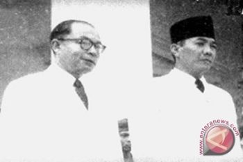 Presiden anugerahkan gelar Pahlawan Nasional kepada Soekarno-Hatta 