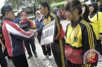 Bonus atlet PON Lampung RP2,4 miliar