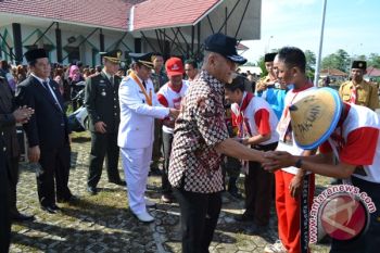 Ryamizard Peringati Hari Pahlawan Bersama Guru Waykanan