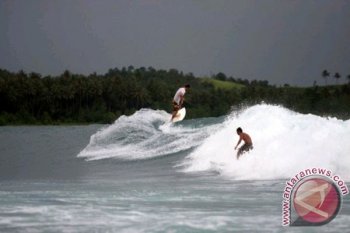 Pengamat: Warga Nias perlu terlibat aktif kelola desa wisata