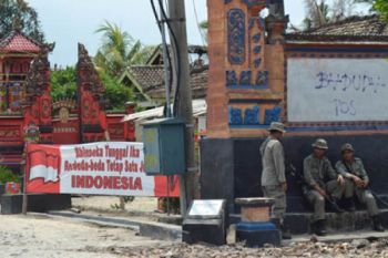 Aparat Masih Jaga Desa Balinuraga