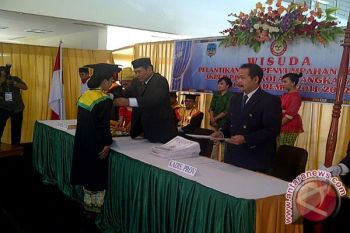 Pemkab Minta Akper Kolaka Kampanyekan Hidup Sehat