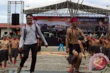 Ada "Gangnam Style" di HUT Brimob 