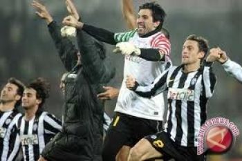 Juventus Taklukkan Chelsea 3-0