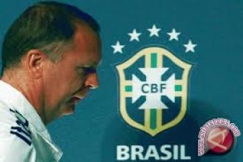 Brazil Pecat Mano Menezes