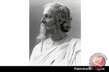 Patung Rabindranath Tagore dipasang di kompleks Borobudur